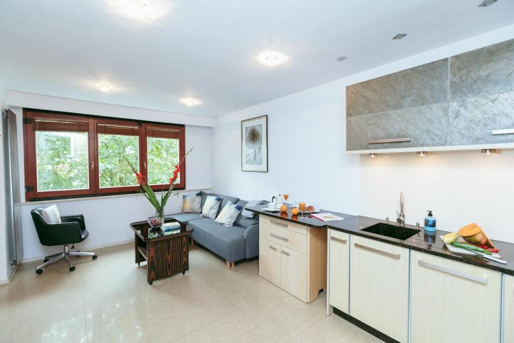 Apartment In The Heart Of Warsaw! Exterior foto
